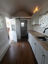 6543 Estelle St, Unit Tiny House in San Diego, CA - Foto de edificio - Building Photo