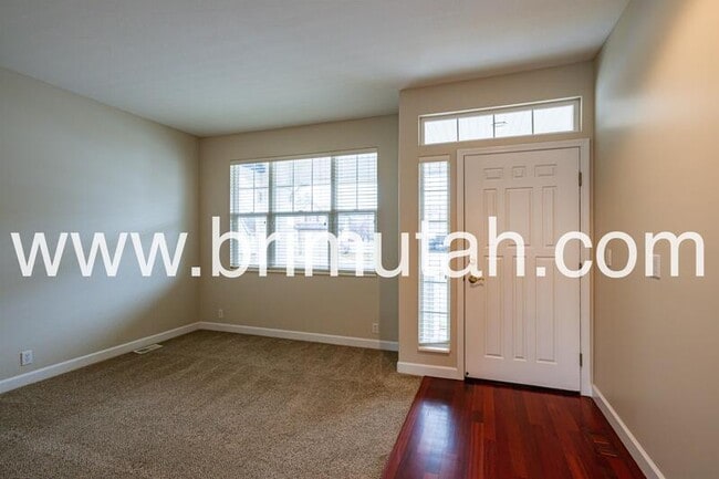 602 E Land Rush Dr in Midvale, UT - Building Photo - Building Photo
