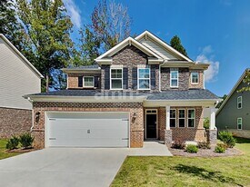 2150 Brook Enclave Trail in Lilburn, GA - Building Photo