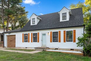 107 Briar Ln in Central, SC - Building Photo