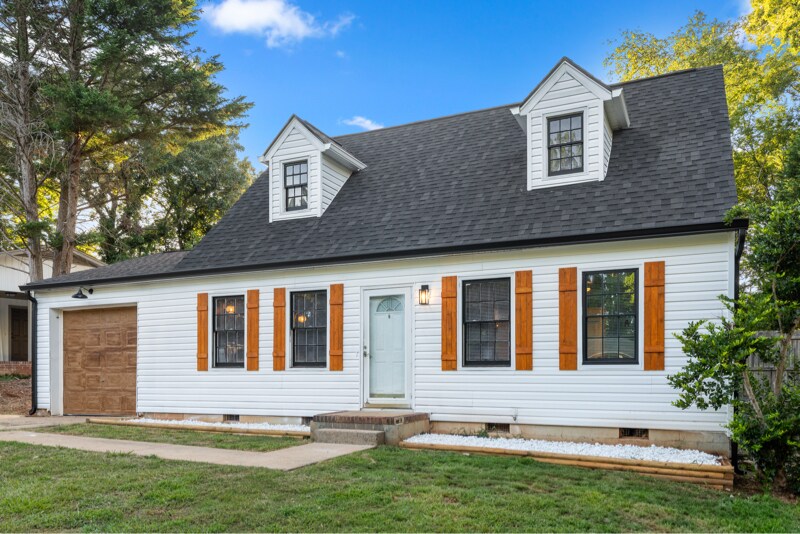 107 Briar Ln in Central, SC - Building Photo