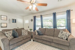 409 Aero Ave in Schertz, TX - Building Photo