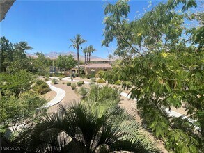 11830 Portina Dr in Las Vegas, NV - Foto de edificio - Building Photo