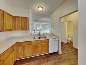 10615 Spring Rain Ct in Charlotte, NC - Building Photo - Building Photo