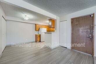 11991 E Harvard Ave in Aurora, CO - Building Photo - Building Photo