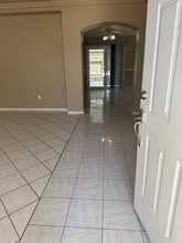5708 Canberra Ave in Bakersfield, CA - Building Photo - Building Photo