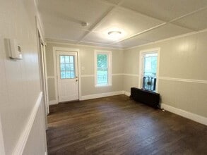 209 3rd St in Liverpool, NY - Building Photo - Building Photo