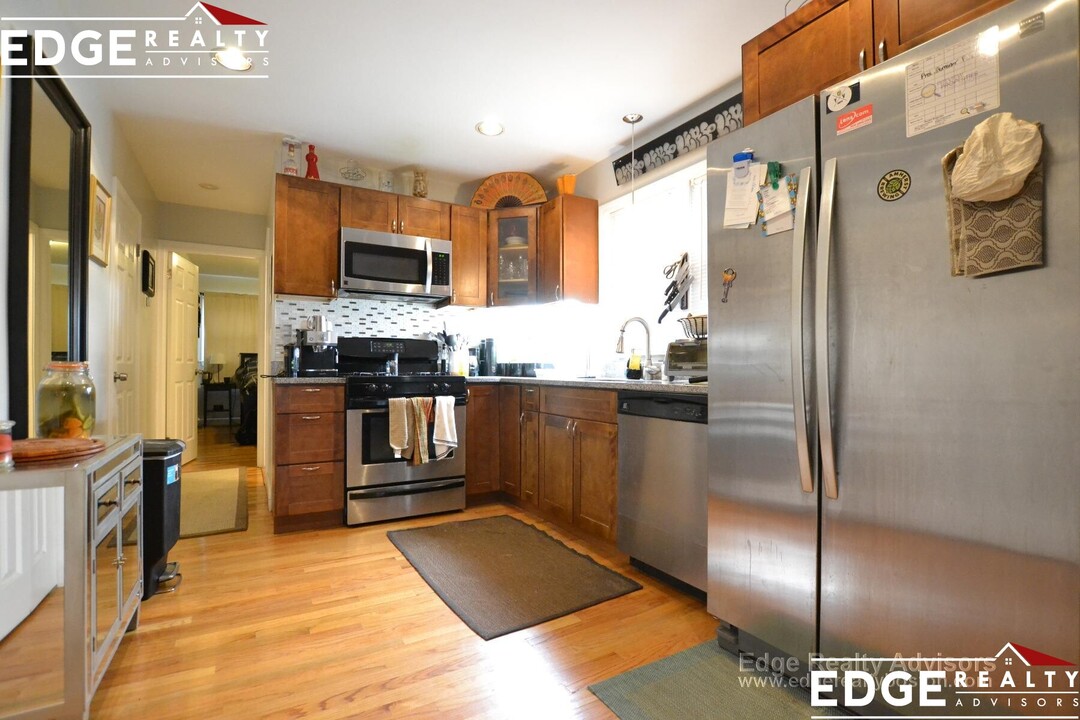 135 Nottinghill Rd in Boston, MA - Building Photo