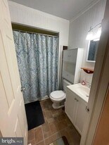 64 Greenwood St in Elkton, MD - Building Photo