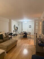 420 E 64th St, Unit Royal York in New York, NY - Building Photo