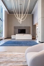 VIV in St. Petersburg, FL - Building Photo - Building Photo