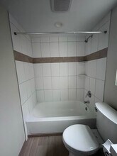 517 B St in Roseville, CA - Building Photo - Building Photo