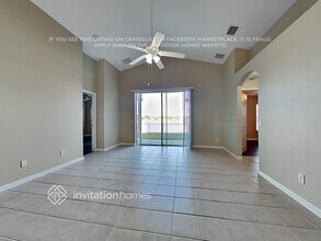 2837 Butterfly Landing Dr in Land O Lakes, FL - Foto de edificio - Building Photo