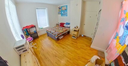 402 Bluemont Ave in Manhattan, KS - Building Photo - Building Photo