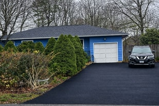 30 Somerset Ave in Mastic, NY - Building Photo