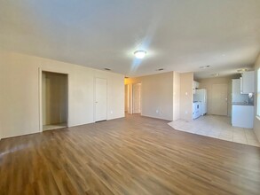 1803 38th St in Lubbock, TX - Foto de edificio - Building Photo