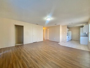 1803 38th St in Lubbock, TX - Building Photo - Building Photo