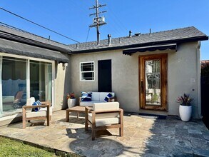 419 S Almont Dr in Beverly Hills, CA - Building Photo - Building Photo