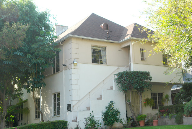 2816 Waverly Dr in Los Angeles, CA - Foto de edificio - Building Photo