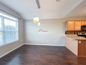 2423 Flintstone Dr in Cantonment, FL - Building Photo - Building Photo