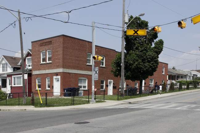 24 Corby Ave in Toronto, ON - Building Photo - Primary Photo