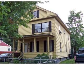 31 Moore St in Springfield, MA - Building Photo