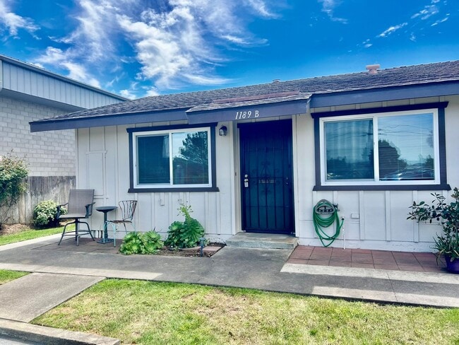 1189 Santa Ynez Ave