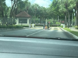 13361 SW 88th Terrace in Miami, FL - Building Photo