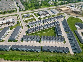 The Cove at Kettlestone in Waukee, IA - Foto de edificio - Building Photo