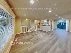 6123 99th St NE in Marysville, WA - Foto de edificio - Building Photo