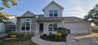 5438 Thornbriar Ln in Fort Wayne, IN - Building Photo