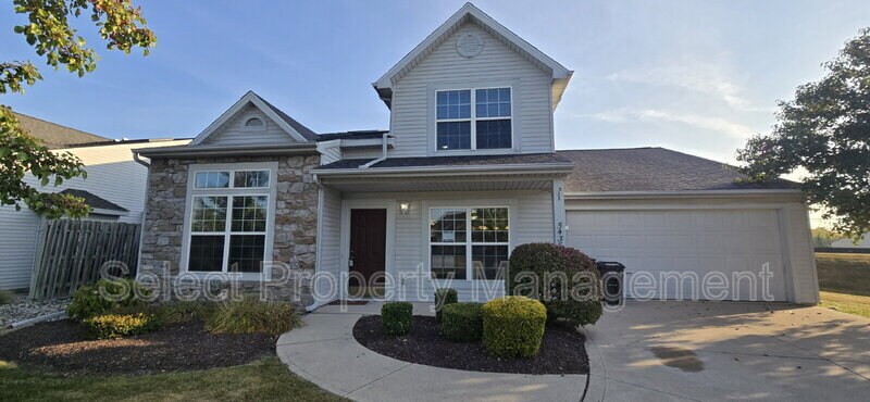 5438 Thornbriar Ln in Fort Wayne, IN - Building Photo