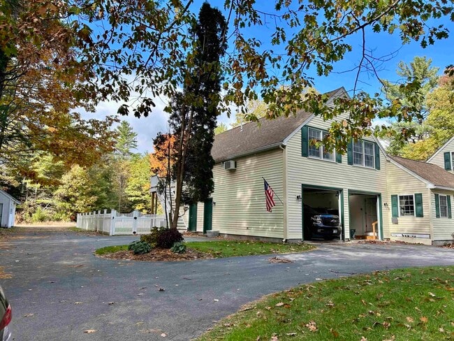 property at 557-559 E Penacook Rd