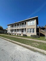 3008 Avenue R in Galveston, TX - Building Photo
