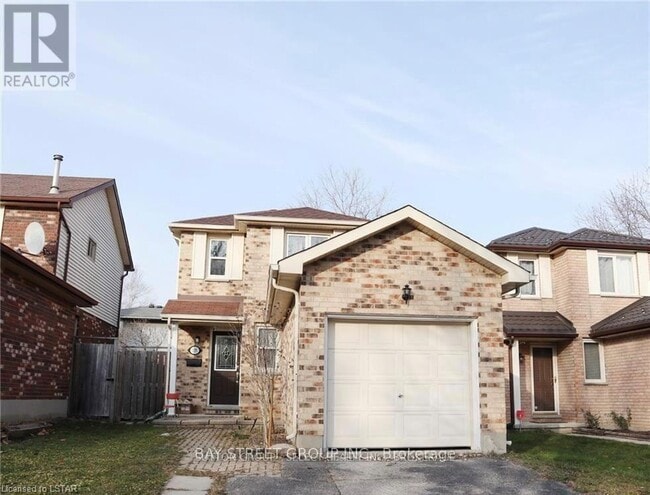 property at 135 Walmer Gardens