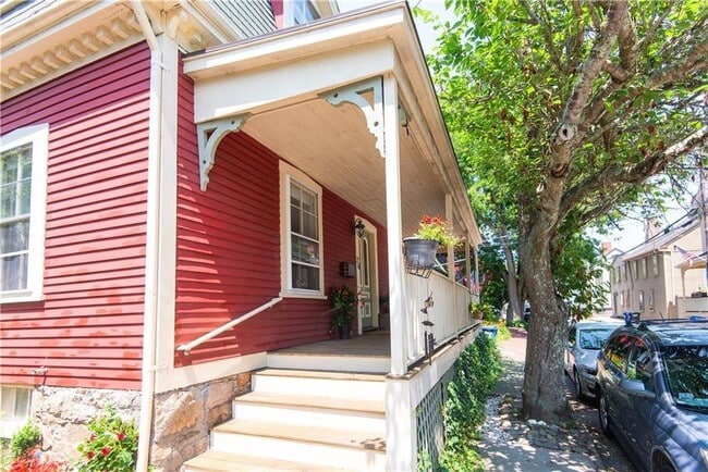 26 Second St in Newport, RI - Building Photo - Building Photo