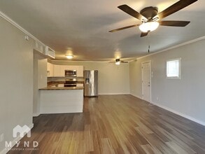 5650 S 46th Pl in Phoenix, AZ - Building Photo - Building Photo