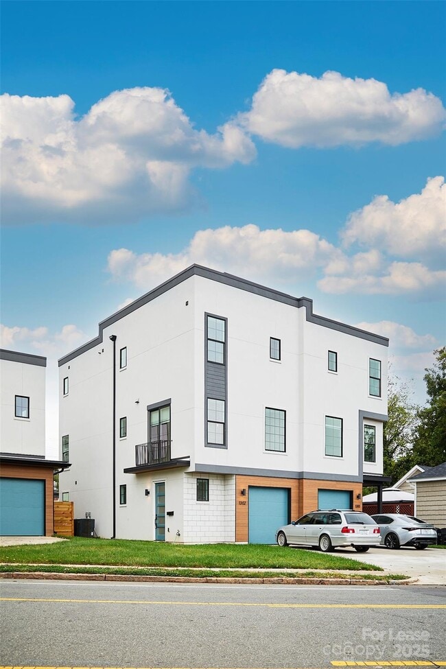 1302 E 10th St in Charlotte, NC - Building Photo - Building Photo