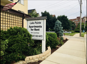 Lake Pointe in Aurora, IL - Building Photo - Building Photo