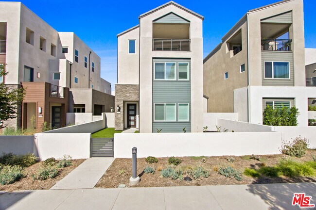 property at 147 Sawbuck