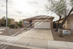 8805 W Hilton Ave in Tolleson, AZ - Building Photo