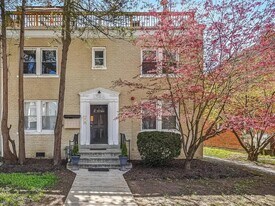 1346 Nicholson St NW, Unit #102 in Washington, DC - Building Photo