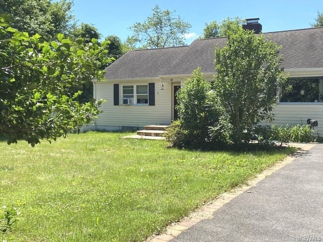 property at 4 Stiles Dr
