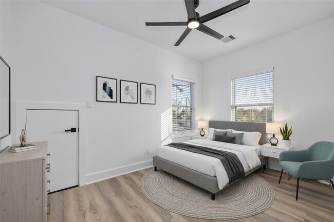 property at 4533 Larkspur St