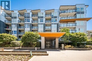 10155 River Dr in Richmond, BC - Building Photo
