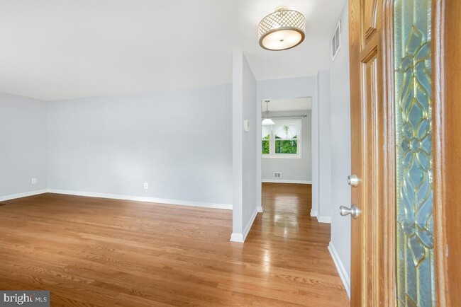 6902 Calvin St in Fort Washington, MD - Building Photo - Building Photo