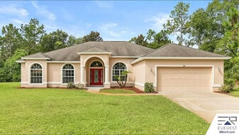 24 Prince Eric Ln in Palm Coast, FL - Building Photo