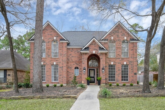 property at 31 E Amberglow Cir