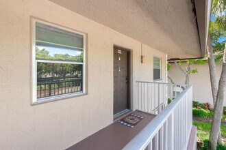 8800 Royal Palm Blvd in Coral Springs, FL - Building Photo - Building Photo