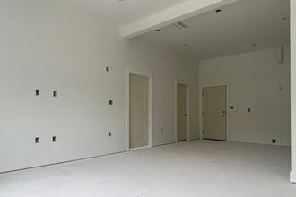 251 Sladen St in Dracut, MA - Building Photo - Building Photo